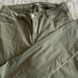 Refuge army green jean pants